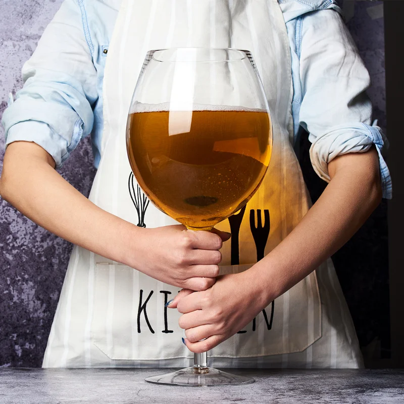 كأس نبيذ عملاق سعة 3000 مل (10 - مراجعة Wine Beer Whiskey وسعره